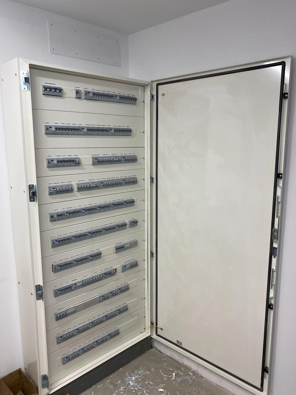 Instalación eléctrica completa 1